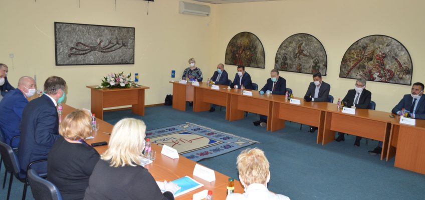 Officials of the state and entity government visited Clinical Center Tuzla