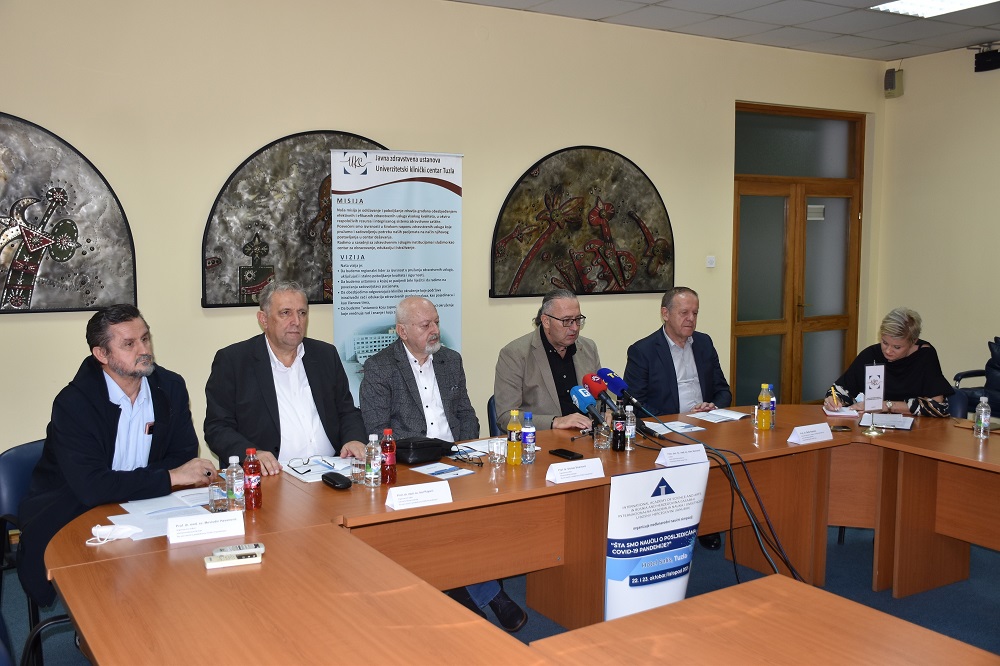 PRESS 21.10 (2)