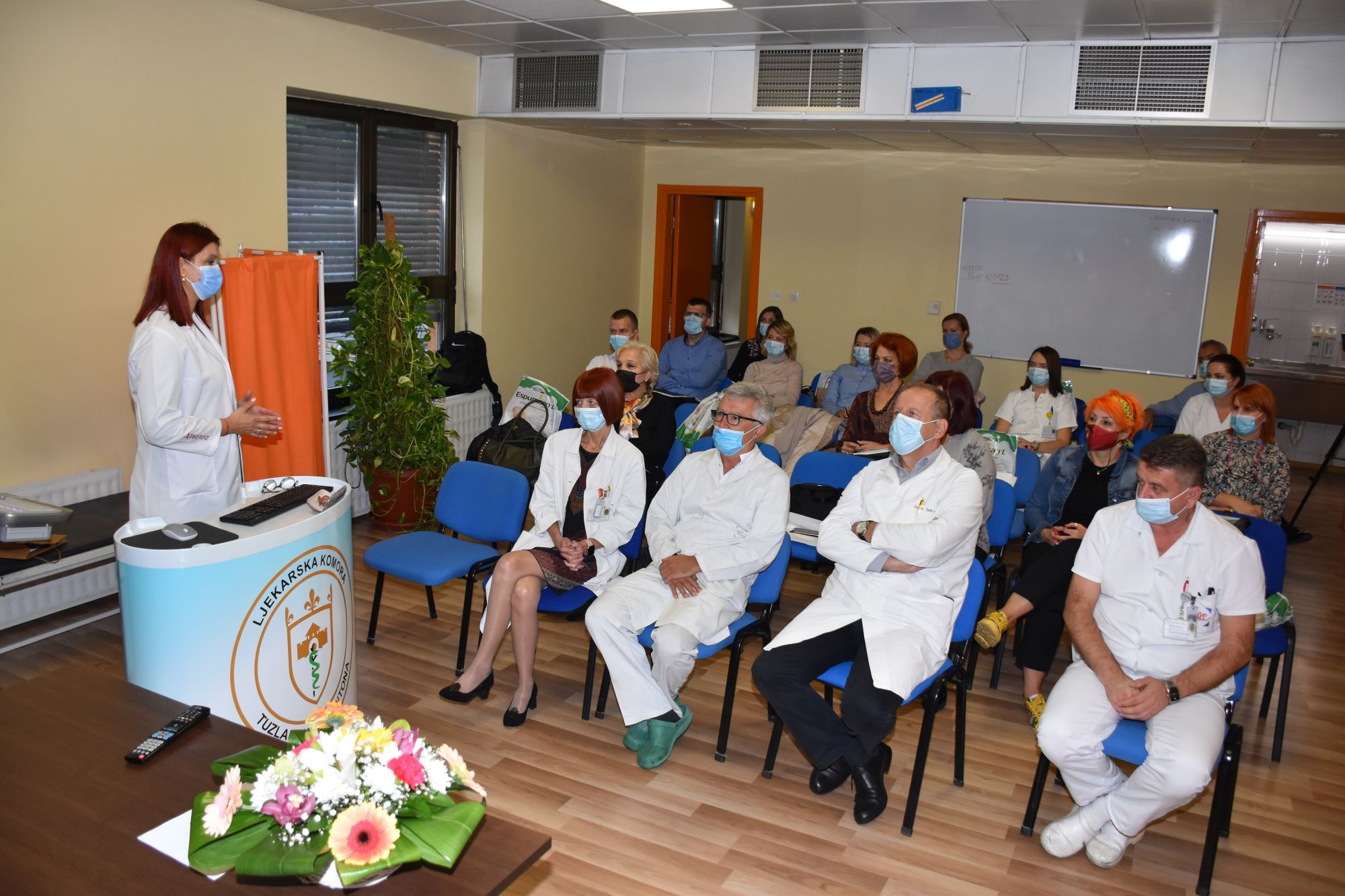 Tecaj UZ vrata8102021