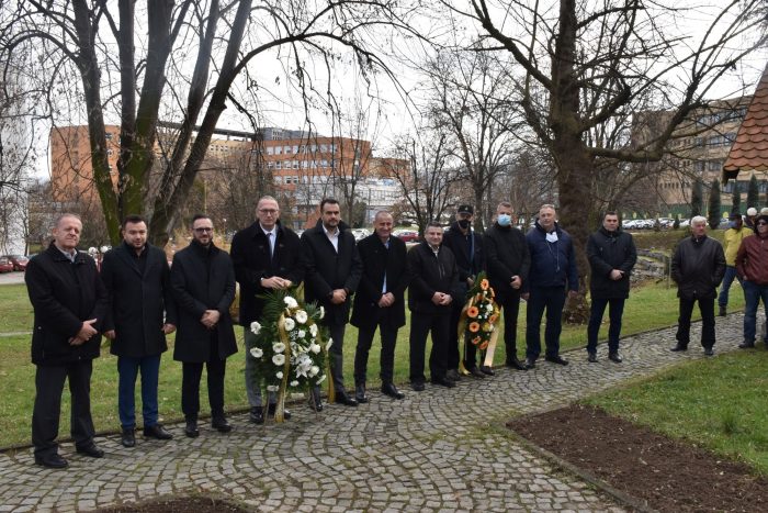 Polaganje cvijeca 24.11.20212511