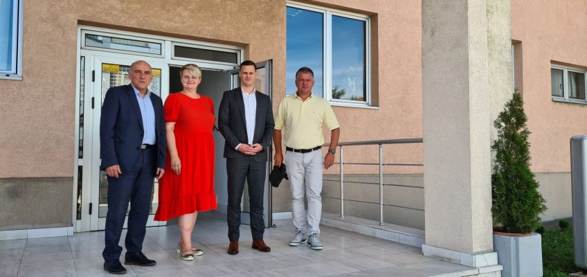 Delegacija Vlade posjetila Univerzitetski klinički centar Tuzla