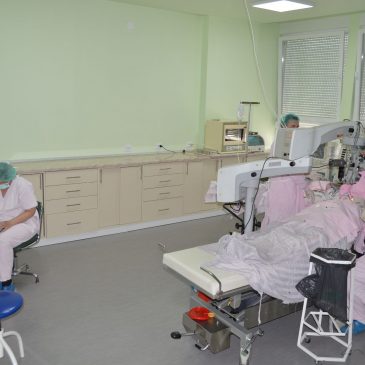 U UKC Tuzla urađena retropupilarna implantacija Artisan afakne leće