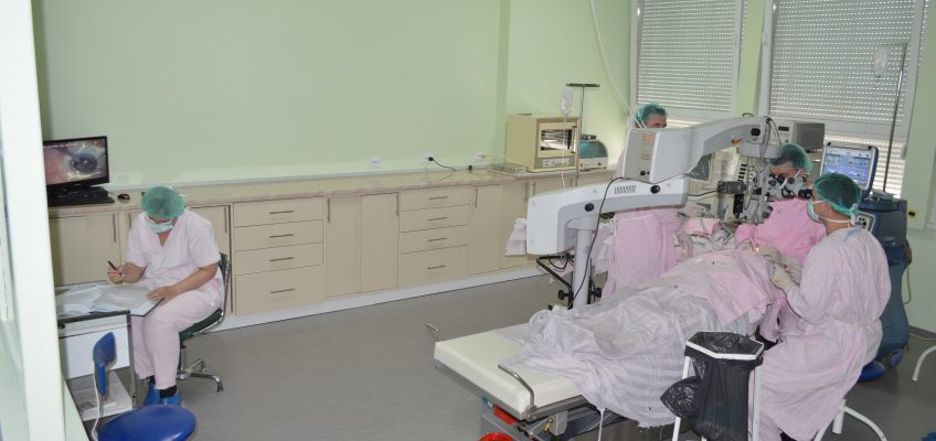 Cadaver transplantation surgeries of kidney and cornea  performed at University Clinical Center Tuzla