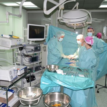 U UKC Tuzla uspješno izvedena srodnička transplantacija bubrega