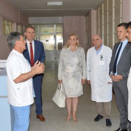 Održan sastanak u povodu najavljenih aktivnosti na Klinici za ginekologiju i akušerstvo