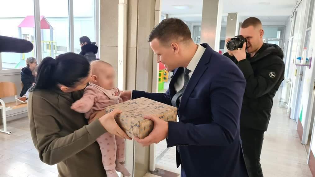 facebook_1703834906689_7146401564468132808