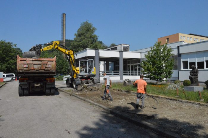 PEDIJATRIJA ASFALTIRANJE PUTA