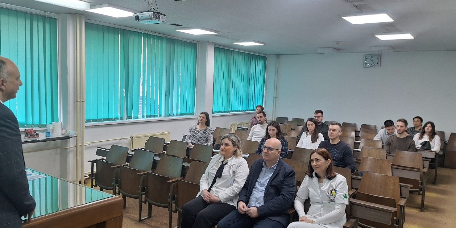 IMG-435bde198af1a102e8350d17150b0e68-V